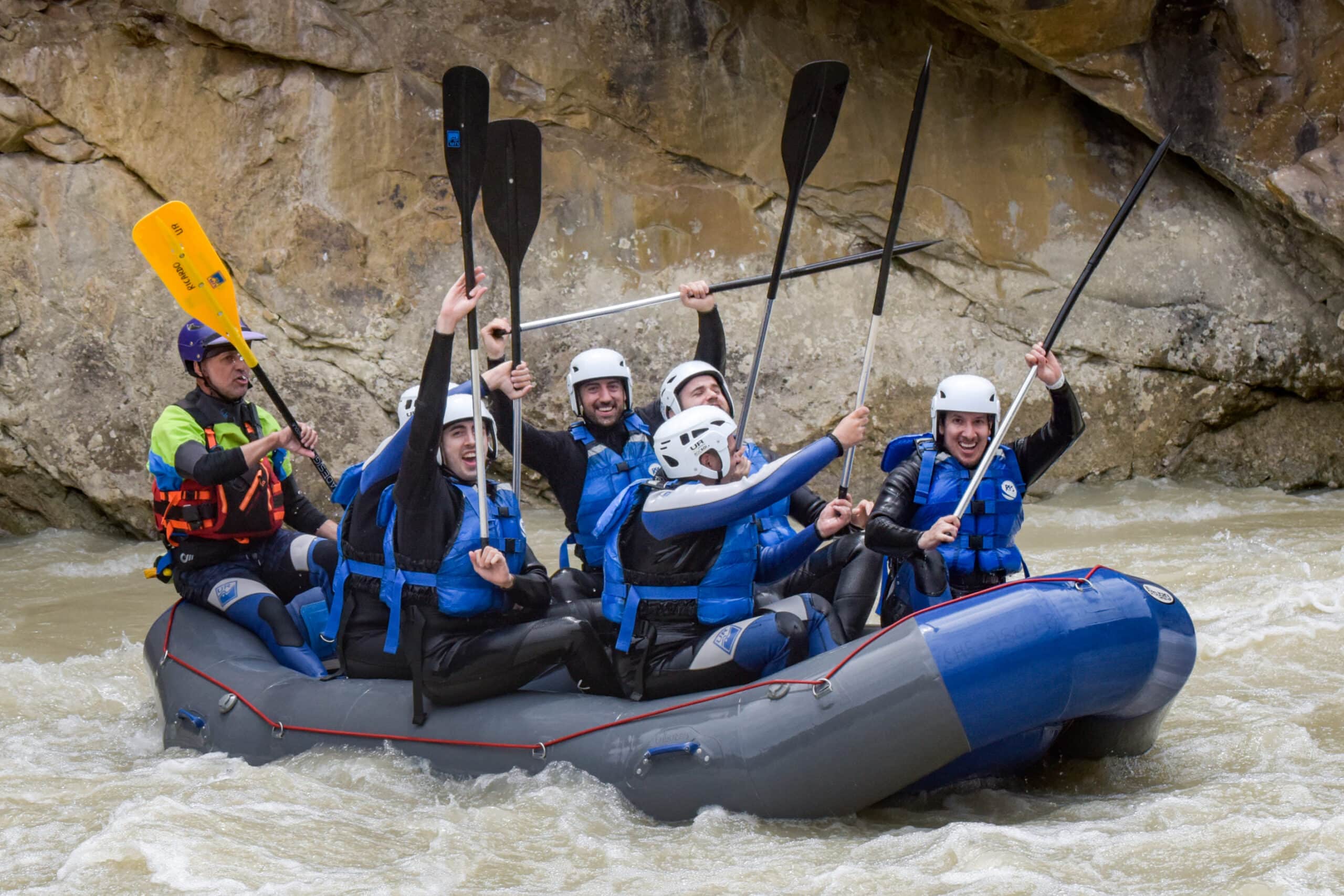 _dsc3170|viaje multiaventura en el Pirineo Aragonés via-ferrata-particulares|gopr0271|via-ferrata-4|_dsc8008|_dsc0229|hidrospeed_ur-pirineos025