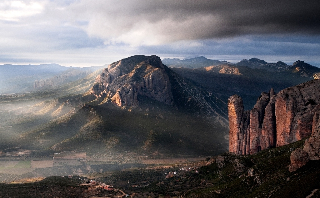 ¿Qué ver en el Reino de los Mallos?|dulces-del-reino-de-los-mallos-en-ur-pirineos|¿Qué ver en el Reino de los Mallos?|huesca-capital|¿Qué ver en el Reino de los Mallos?|aguarales-1024x683