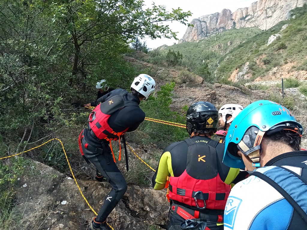 ur-rescate-equipo|ur-rescate-fluvial|ur-rescate-tenderete|ur-rescate-fluvial-polipasto|ur-rescate-rescue3|ur-rescate-agua