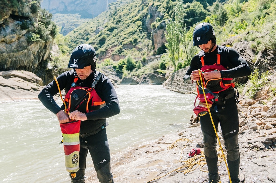 formación en rescate en Aragón|||formación en rescate en Aragón con ur pirineos formacion|formación en rescate en Aragón - material homologado|formación en rescate en Aragón - profesionales y estudiantes|formación en rescate en Aragón con instructores cualificados