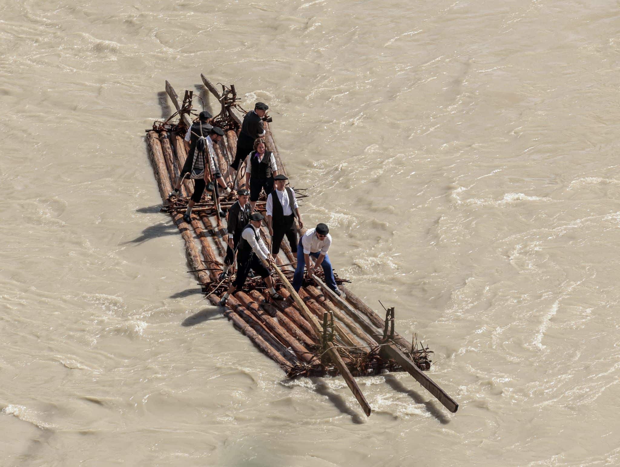 Descubre la tradición de las nabatas en el río Gállego y cómo se mantiene viva desde Murillo de Gállego. 