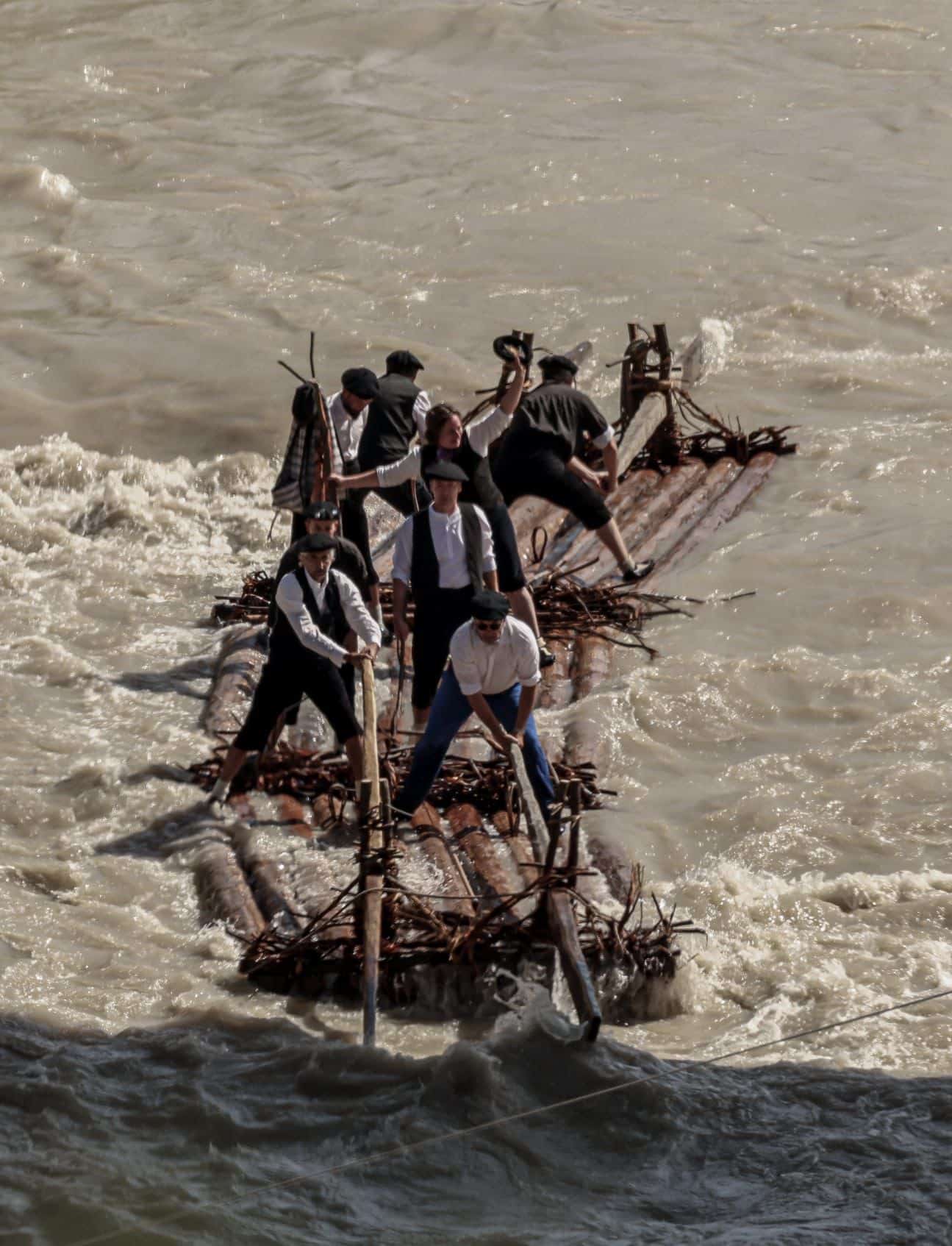 Descubre la tradición de las nabatas en el río Gállego y cómo se mantiene viva desde Murillo de Gállego. 